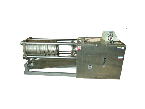 不銹鋼材質(zhì)全自動(dòng)臥式液壓榨油機(jī)DLW-100DS,自動(dòng)壓榨退榨，古法榨油機(jī)